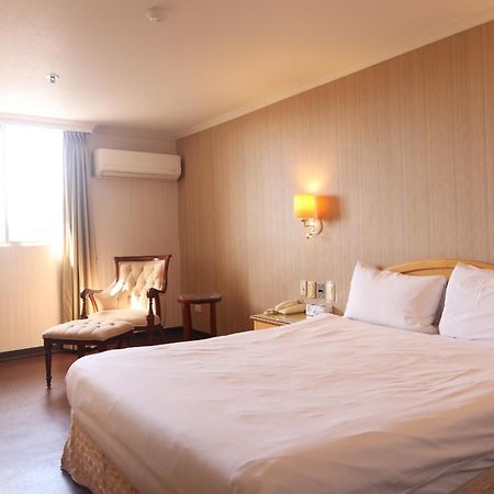 Hermes Hotel Hsinchu Exterior foto