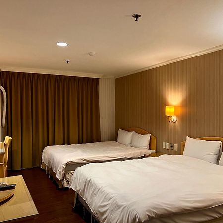 Hermes Hotel Hsinchu Exterior foto