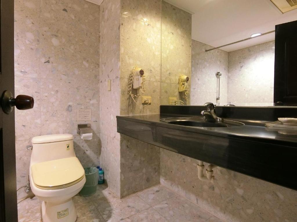 Hermes Hotel Hsinchu Exterior foto