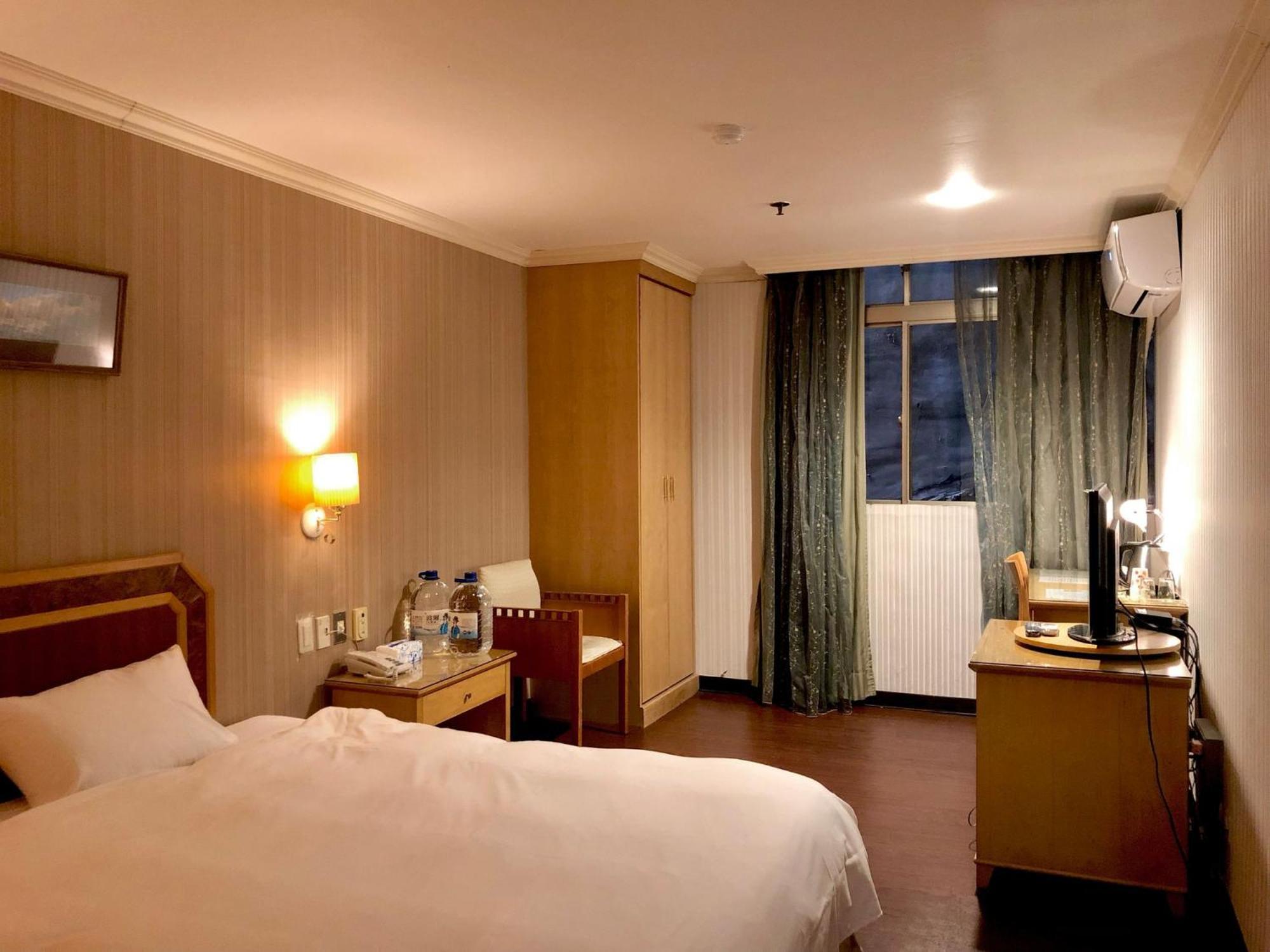 Hermes Hotel Hsinchu Exterior foto